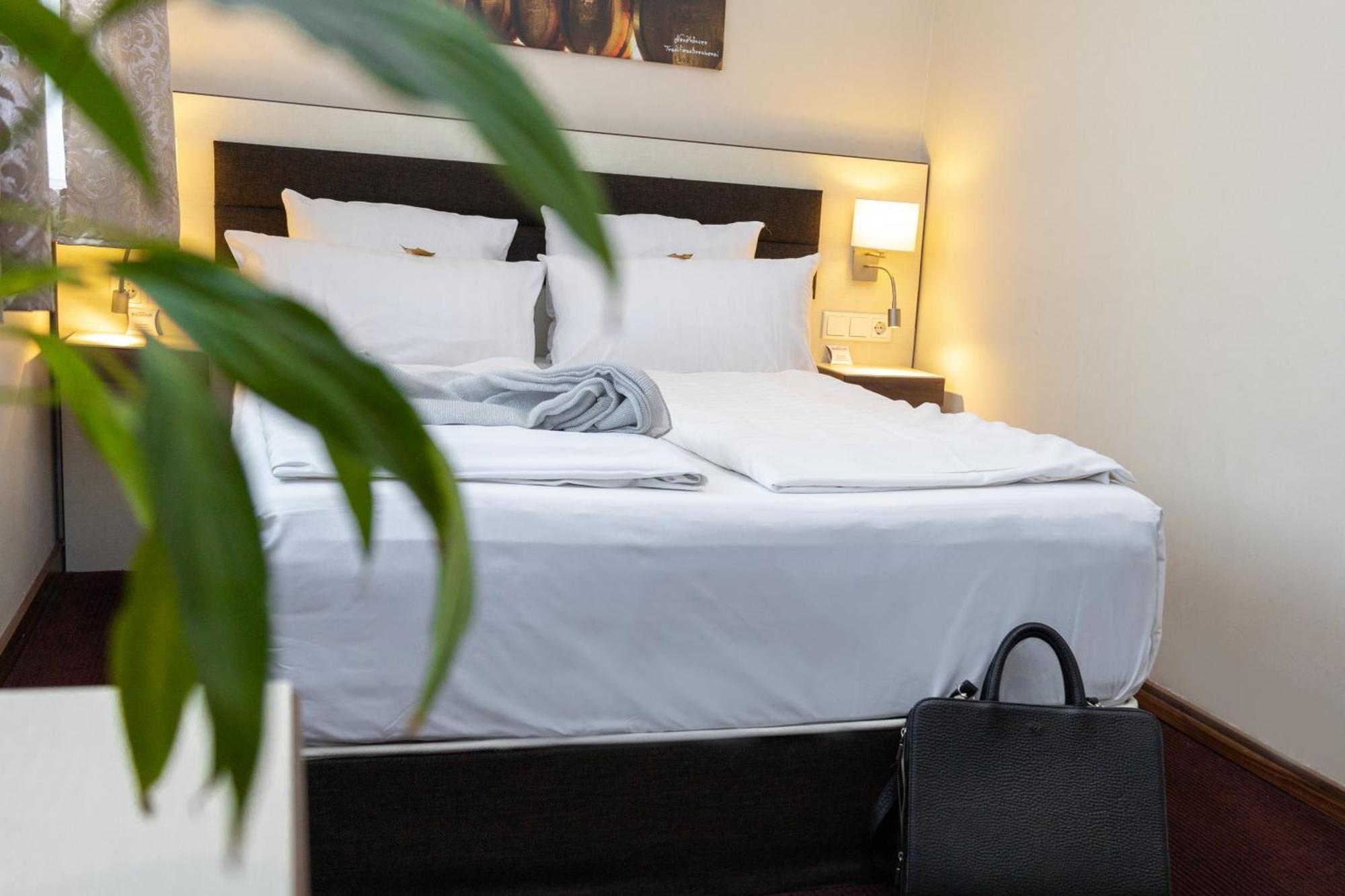 Hotel Nordhausen Bagian luar foto
